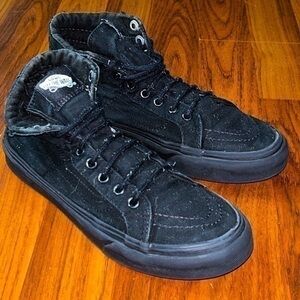 Vans Sk8-Hi Off the Wall All Black Unisex Shoes Men’s Size 5.5/Women’s Size 7